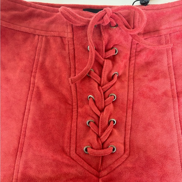 MINKPINK - Tied Up Lace Front Shorts - Picture 9 of 9